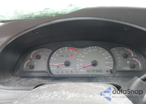 2002 Toyota Sequoia Sr5 z USA, uszkodzony, nr VIN 5TDZT34AX2S134839